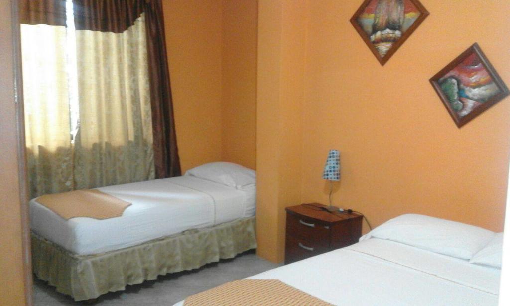 Hotel Casa De Huespedes Casita Belga Guayaquil Exteriér fotografie