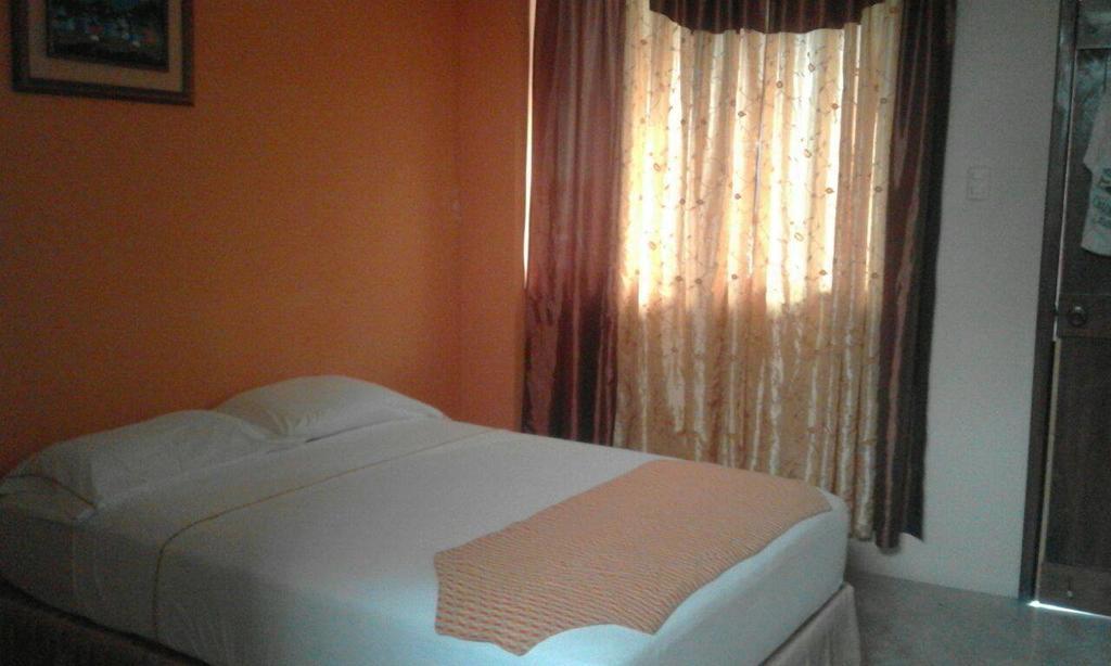 Hotel Casa De Huespedes Casita Belga Guayaquil Exteriér fotografie