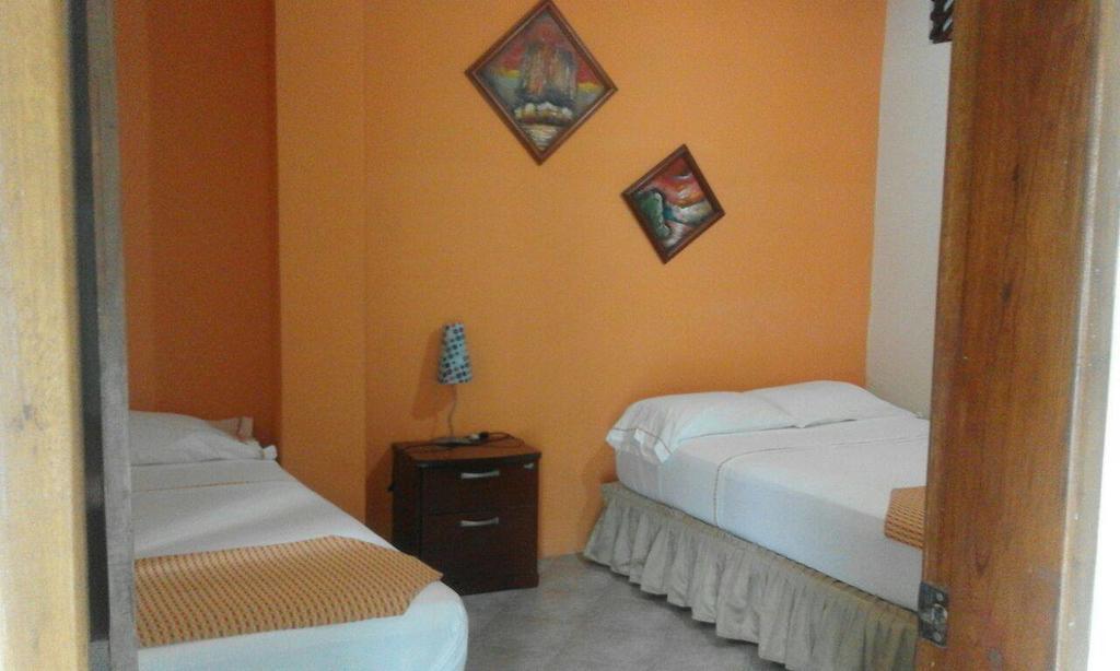 Hotel Casa De Huespedes Casita Belga Guayaquil Exteriér fotografie
