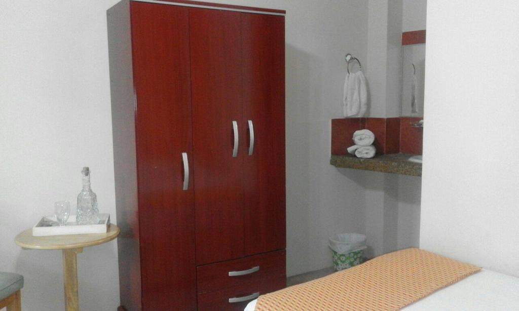 Hotel Casa De Huespedes Casita Belga Guayaquil Exteriér fotografie